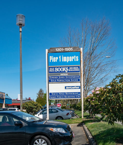 Alternative view of Everett Mall - 9