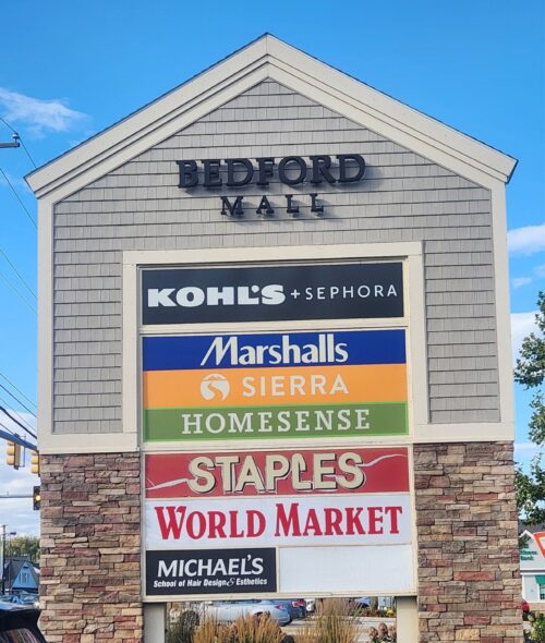 Alternative view of Shoppes at Bedford - 1