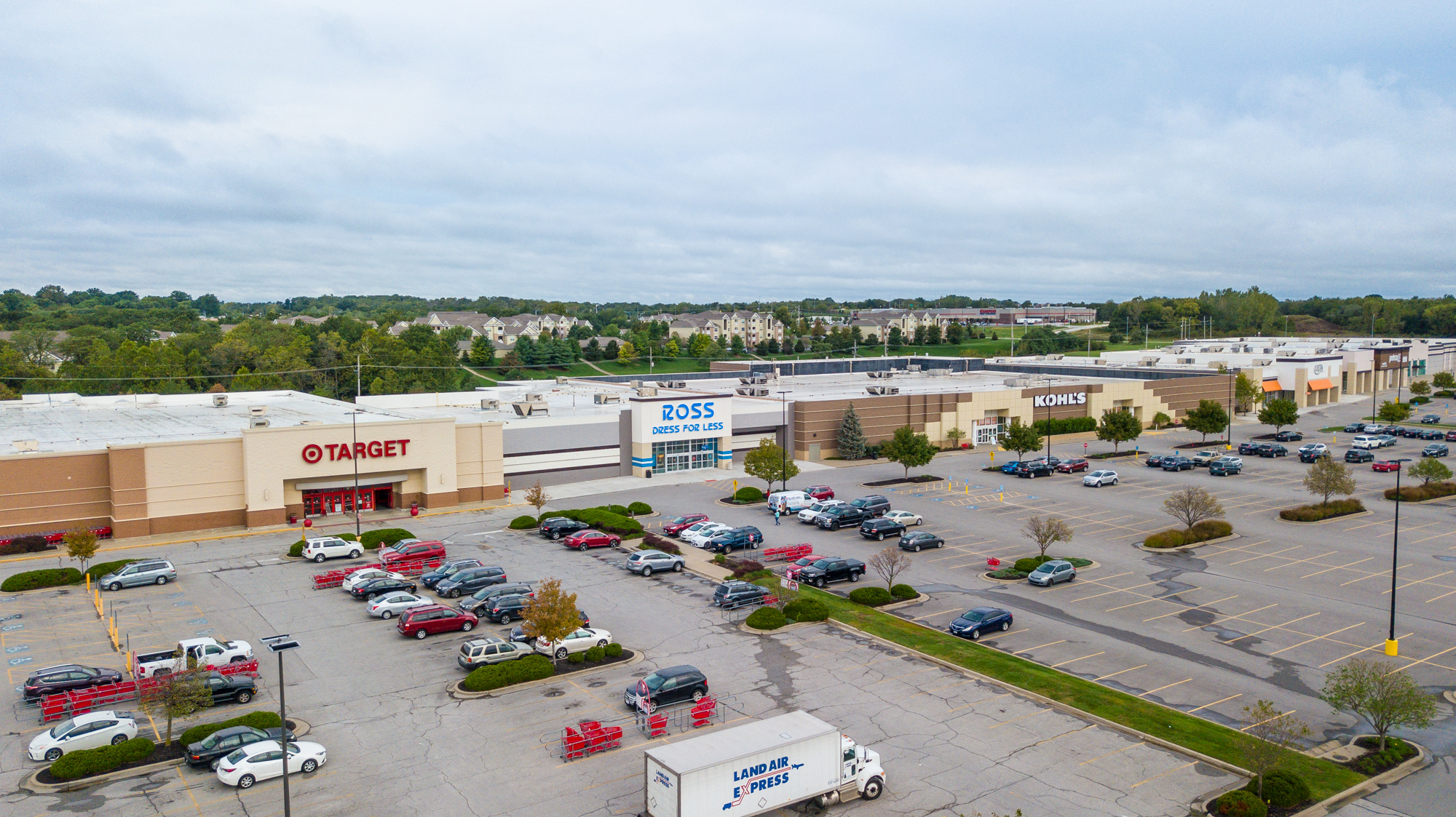Twin Creeks Shopping Center