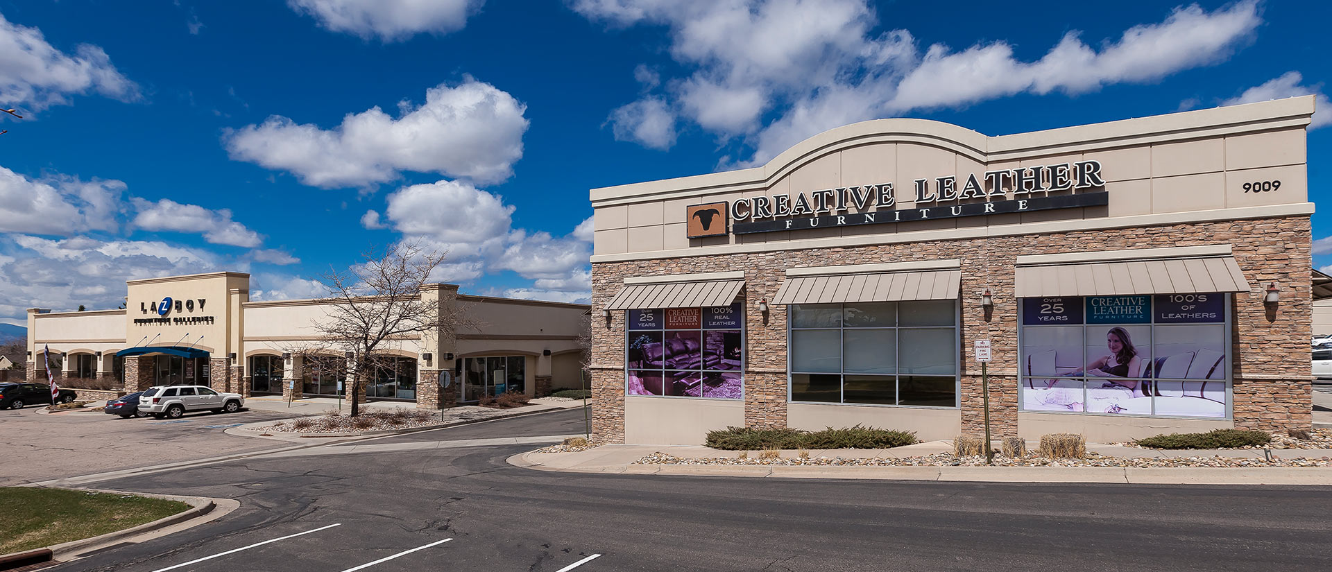 Yosemite Park Shopping Center - Banner 3